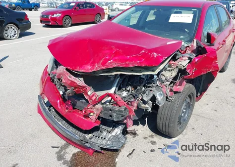 2015 Toyota Corolla Le z USA, uszkodzony, nr VIN 2T1BURHE9FC339954